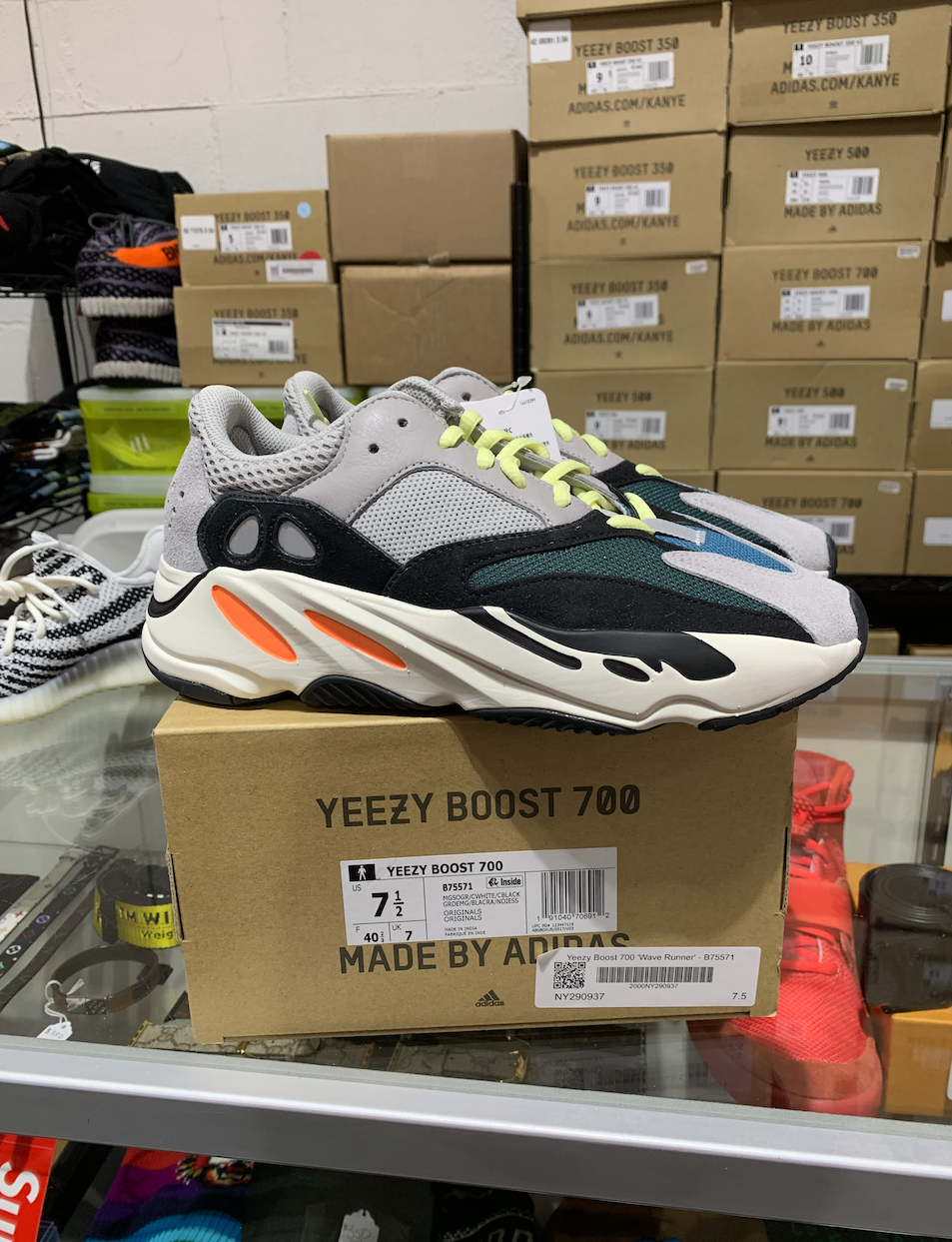 yeezy wave runner 700 retail price